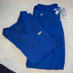 Winning Blue Figs Scrub Set